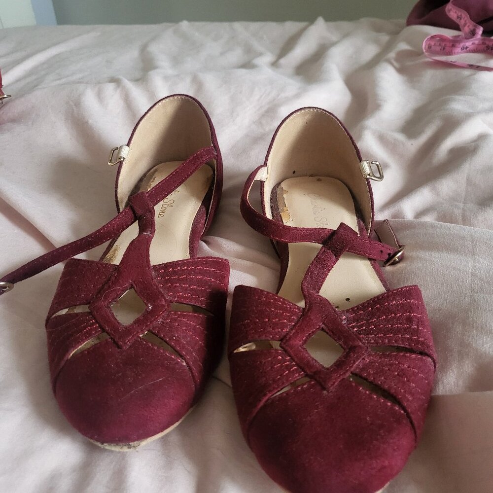 Burgundy Vintage Style Flats